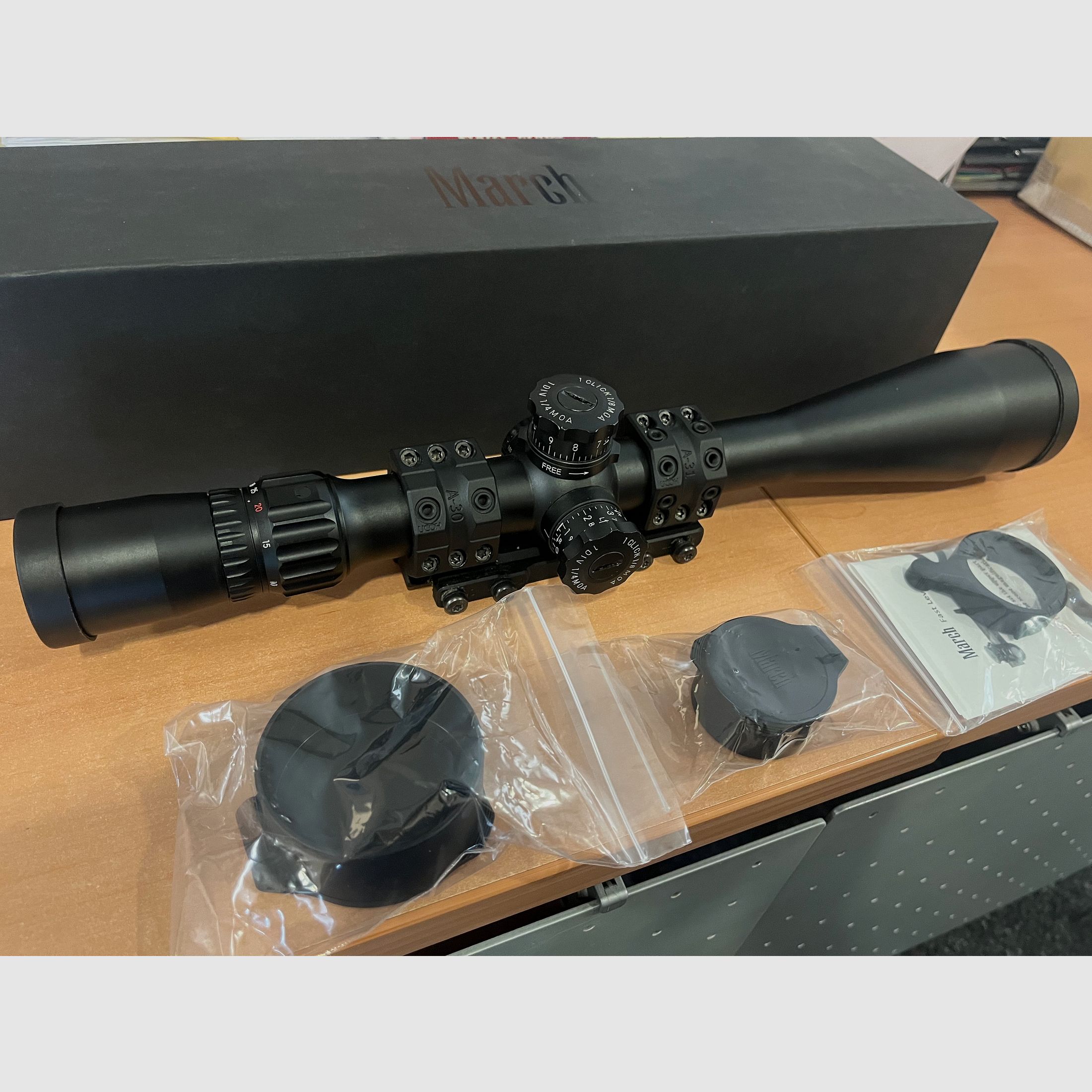 Zielfernrohr March 10x-60x52 SFP MTR-1