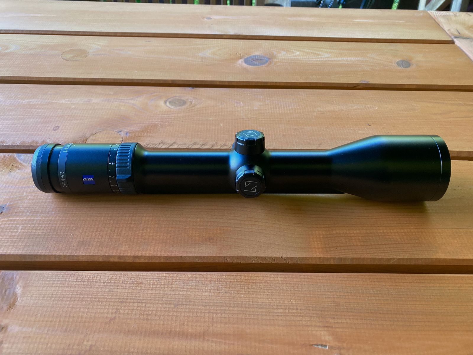 Zeiss 2,5-10x50 mit Schiene Zeiss HT