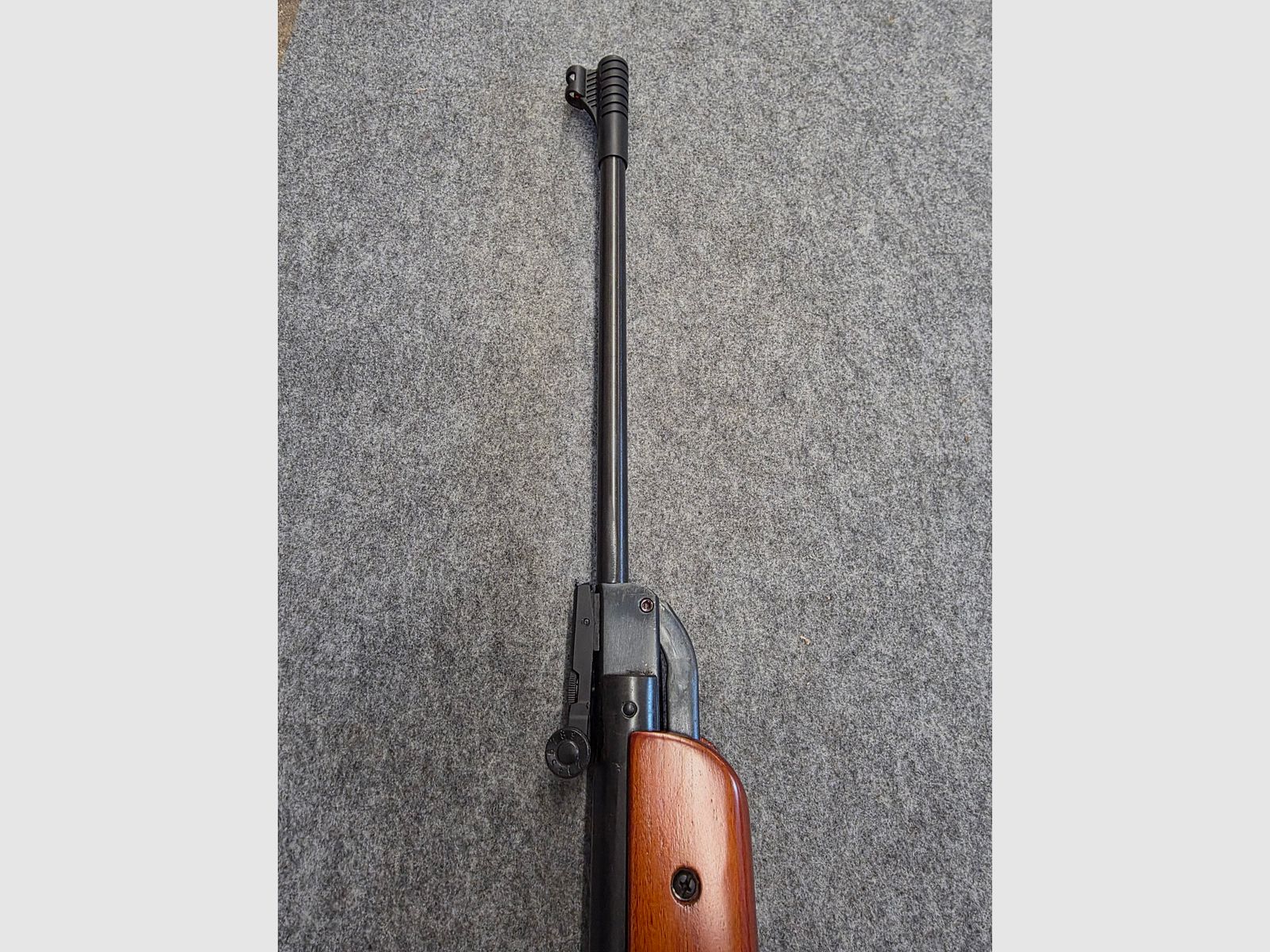 WMN Mod. B1-4 Knicker carabine à air calibre 4,5mm Diabolo