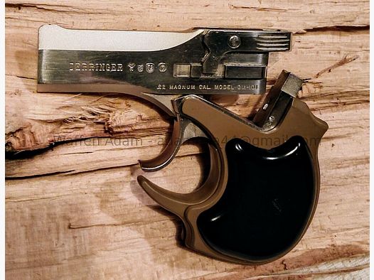 High Standard - Derringer DM-101 de doble cañón