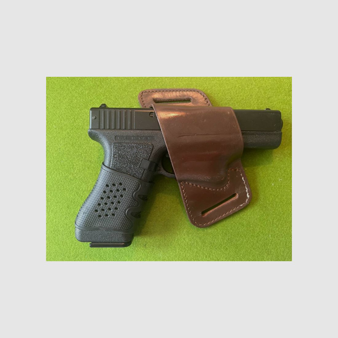 YAQUIHOLSTER ALLESFRESSR GLOCK SPORT 1911 DICKE ACP 45 UND ÄHNLICHE