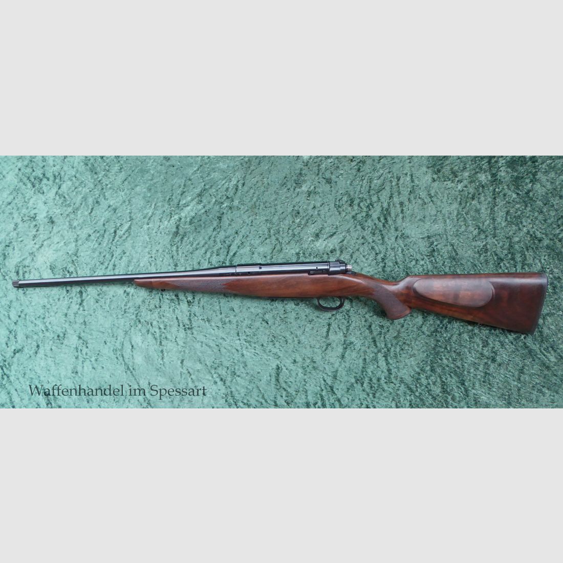 Repetitiegeweer Heym SR21, met klassieke kolf. Kal..308Win. Als nieuw.