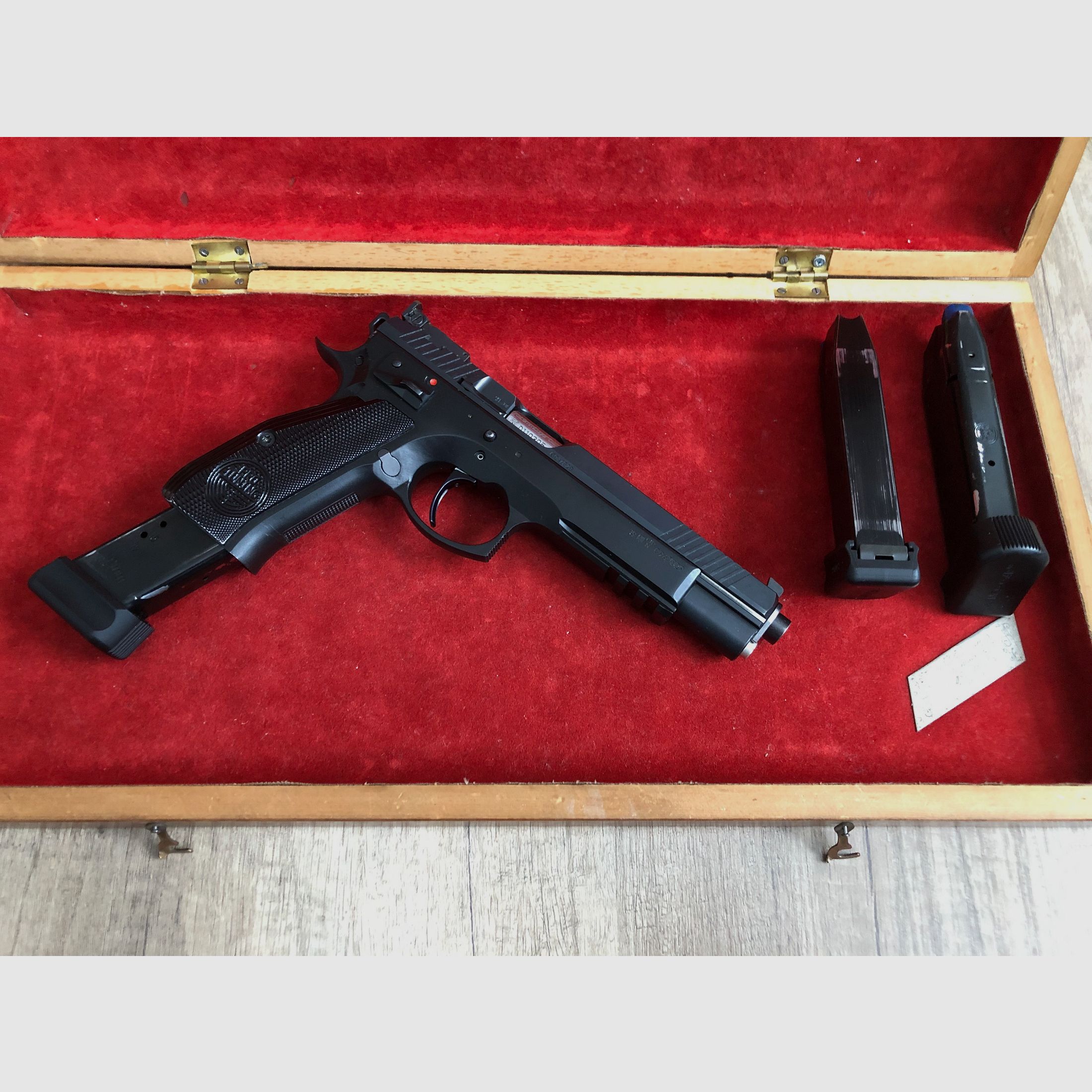 Pistol of the type CZ Taipan Pro Tuning in caliber 9 mm Luger