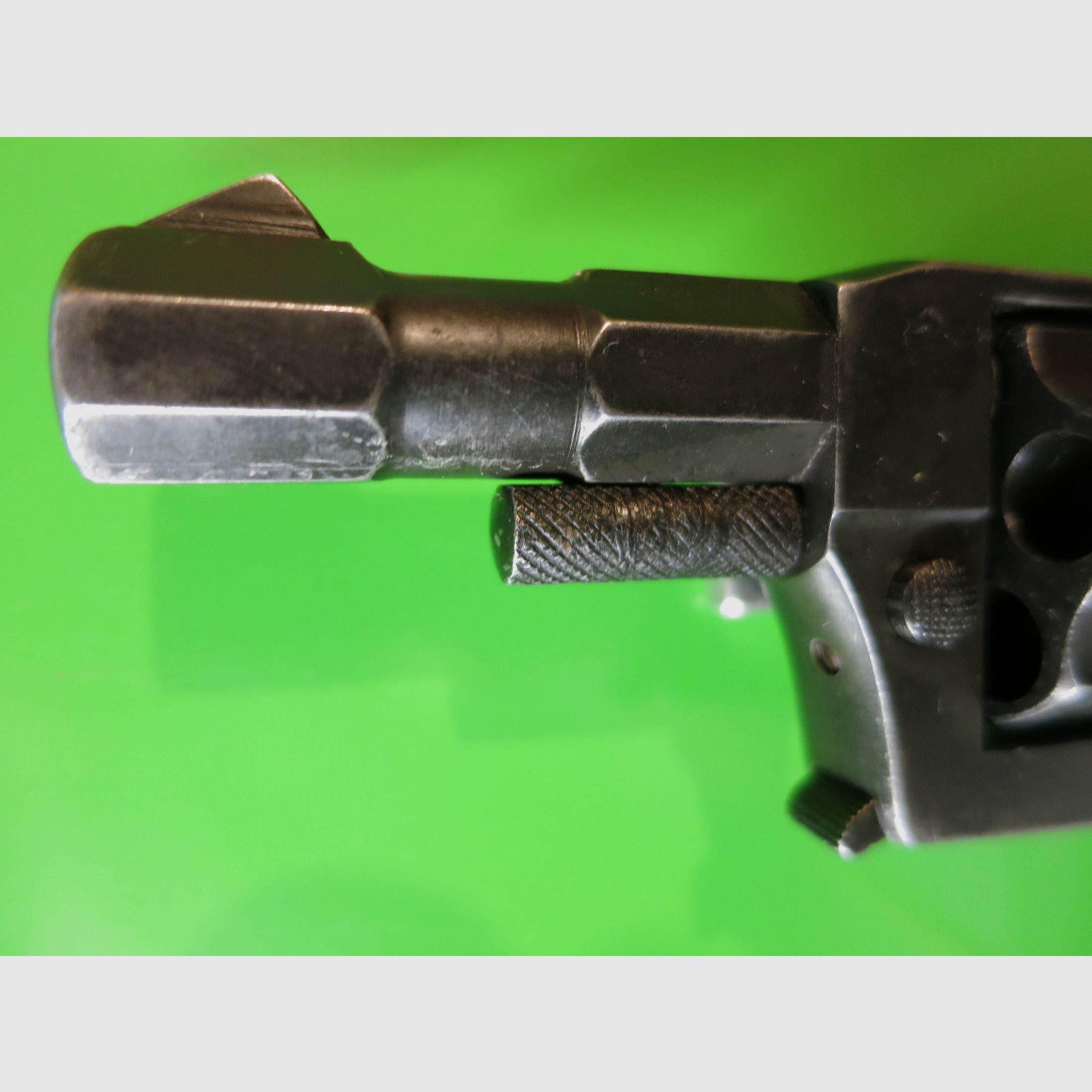 Friedrich Pickert, 'Hammerless' revolver, Arminius model 7, caliber 7.65 mm Browning #90-