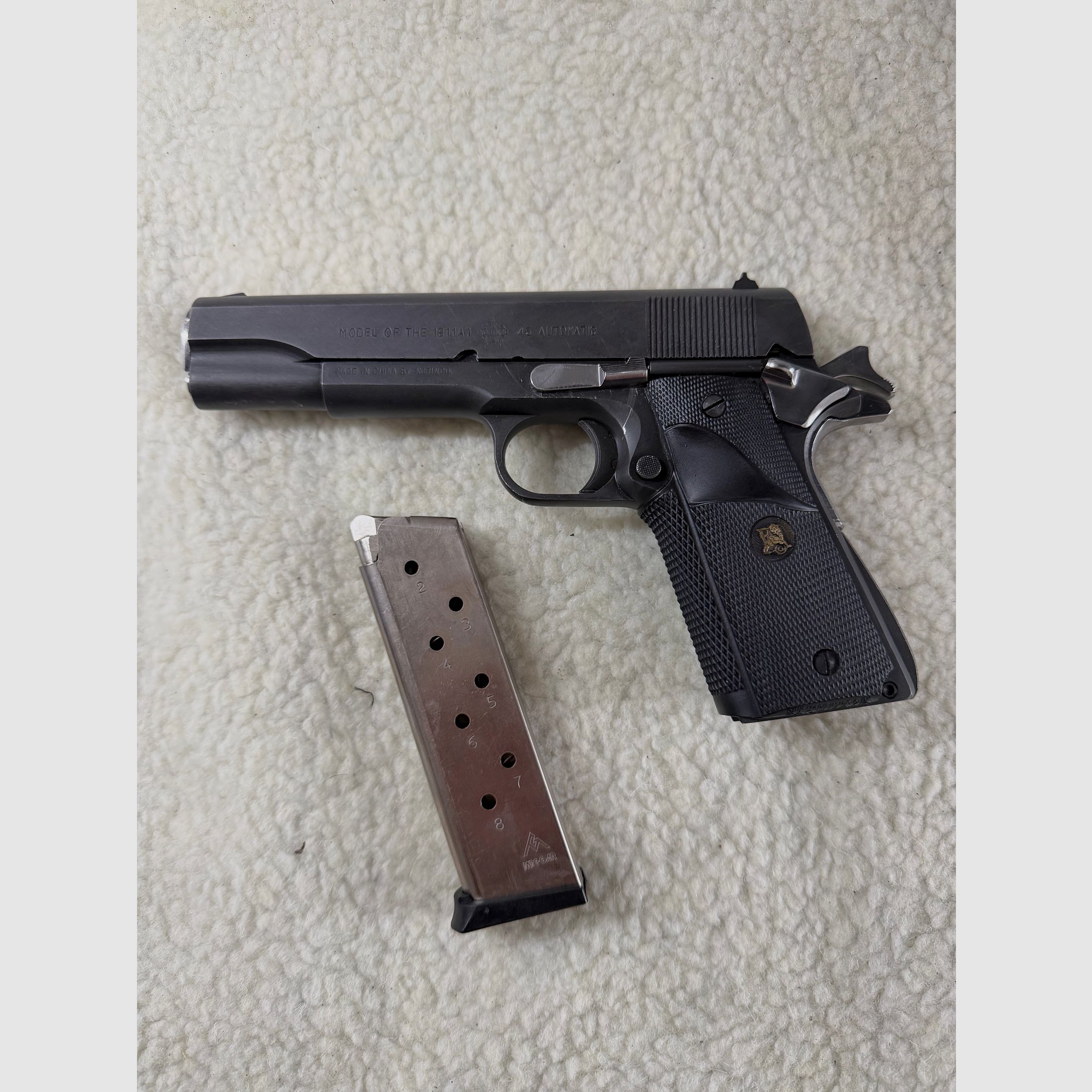 Norinco 1911 A1 .45 ACP w tym system wymiany Peters Stahl .22lr