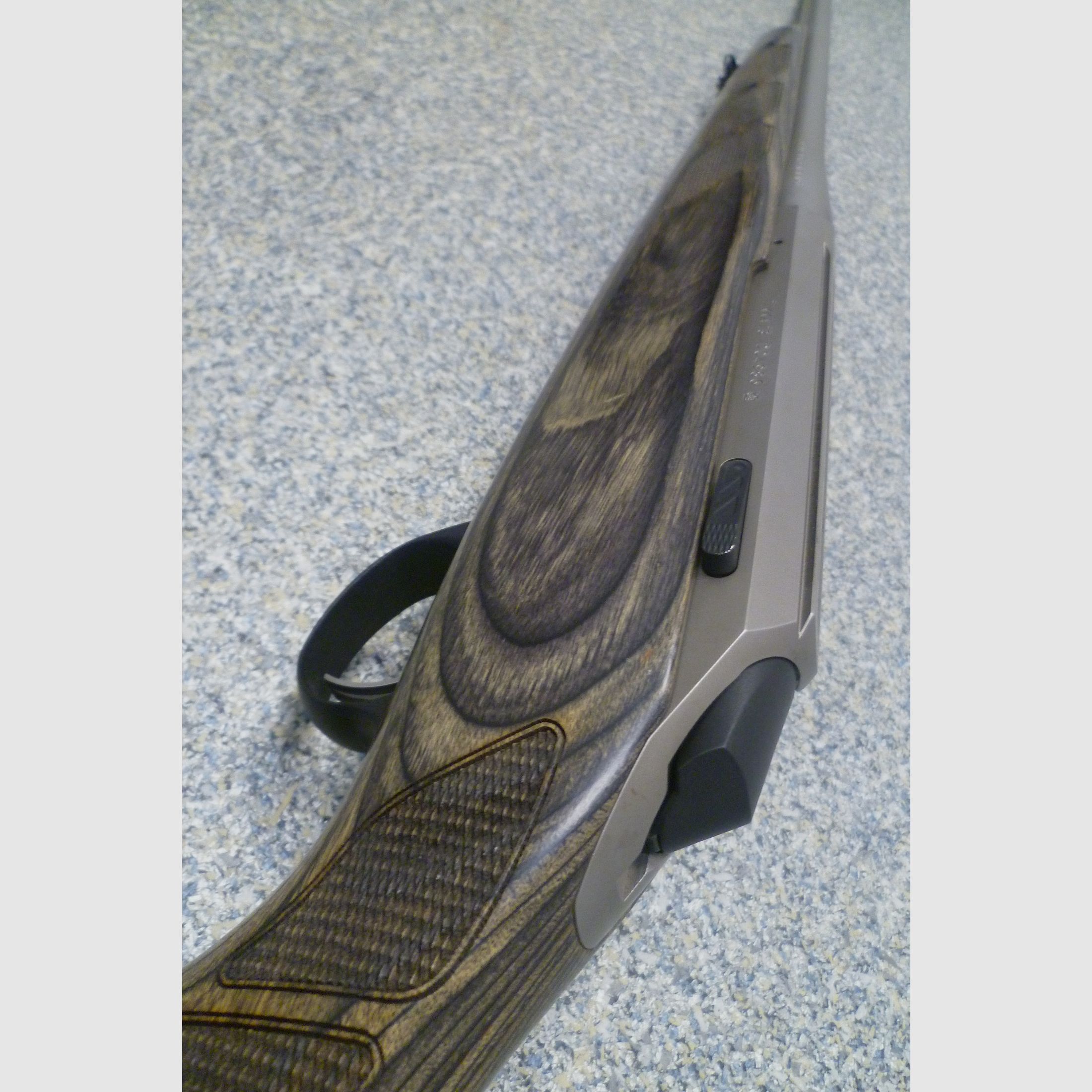 Rifle repetidora Tikka T3 acero inoxidable laminado 8x57IS