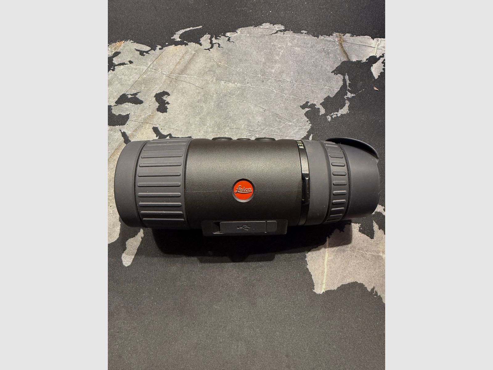 Wärmebildkamera (Leica View) plus Nachsatzgerät (Sytong HT66) im Koffer inkl Akku für das Nachsatzgerät und Ladekabeln