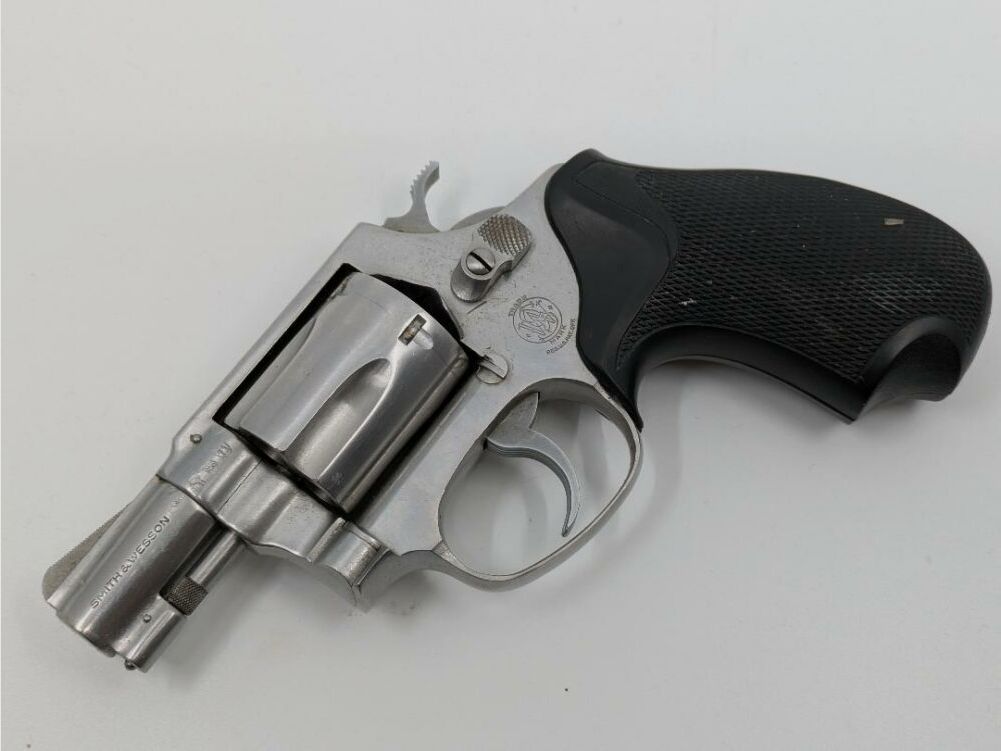 S&W 60