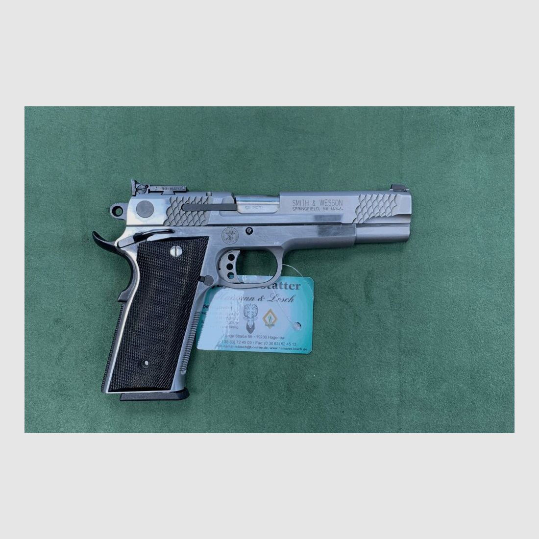 Smith & Wesson 945 .45Auto