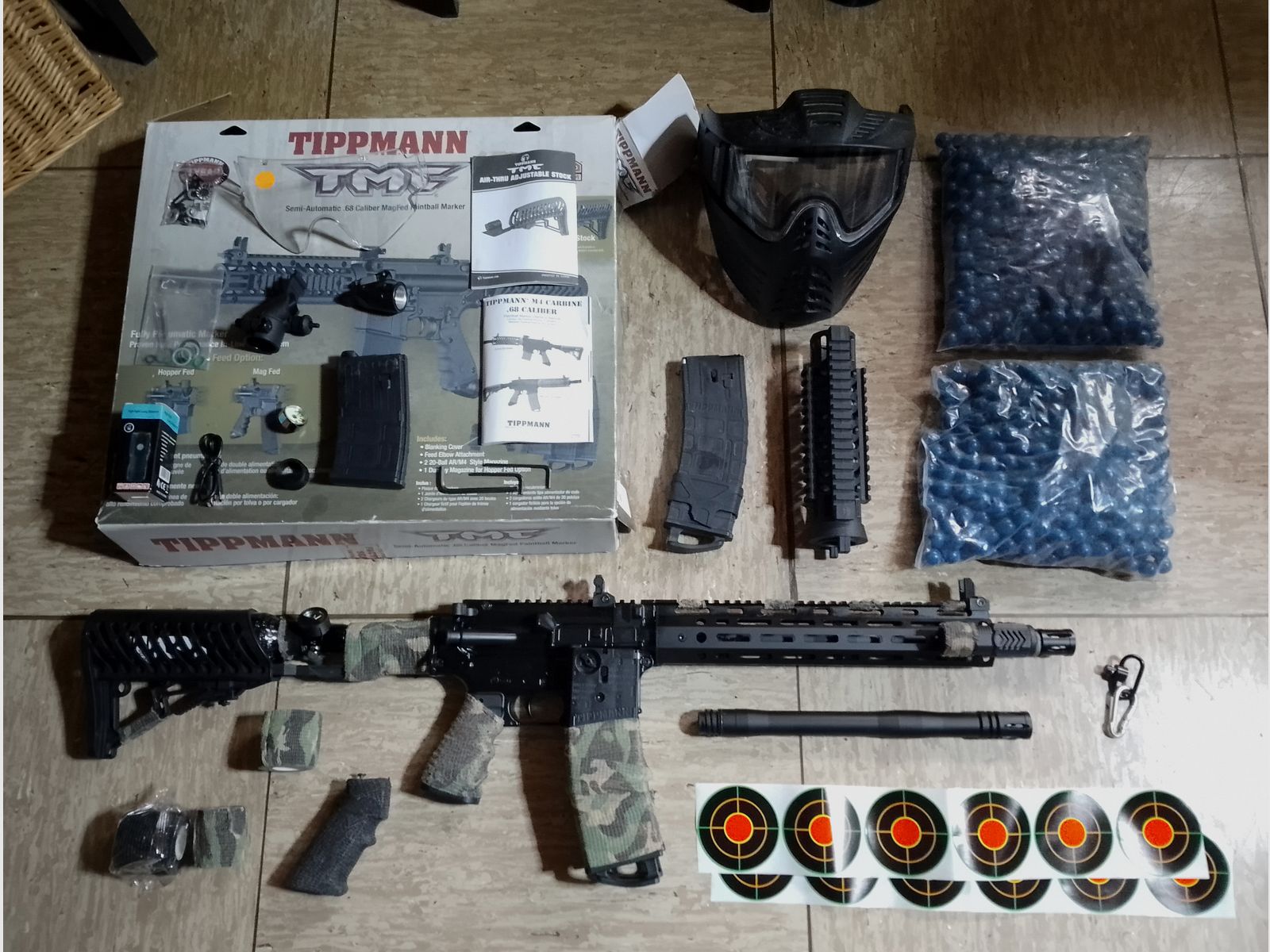 Tippmann Tmc Elite marker .68 accessories tuning barrel 1000 pcs. paintballs cal 68 set LED lamp 3 magazines mask original packaging