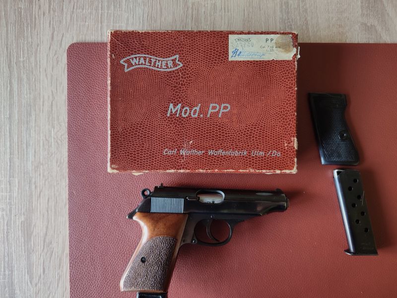 Walther PP Cal. 7,65 - Nill Griffschalen