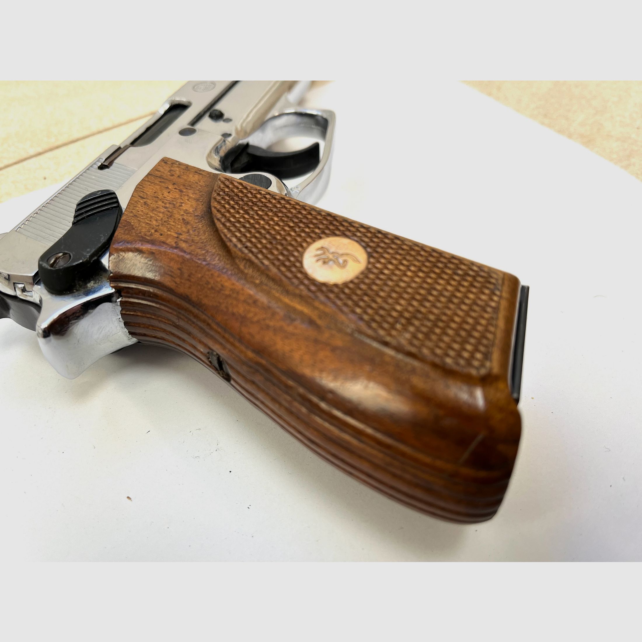 ••• Plaque de poignée en bois Browning GPDA 8 - plaque de poignée originale •••