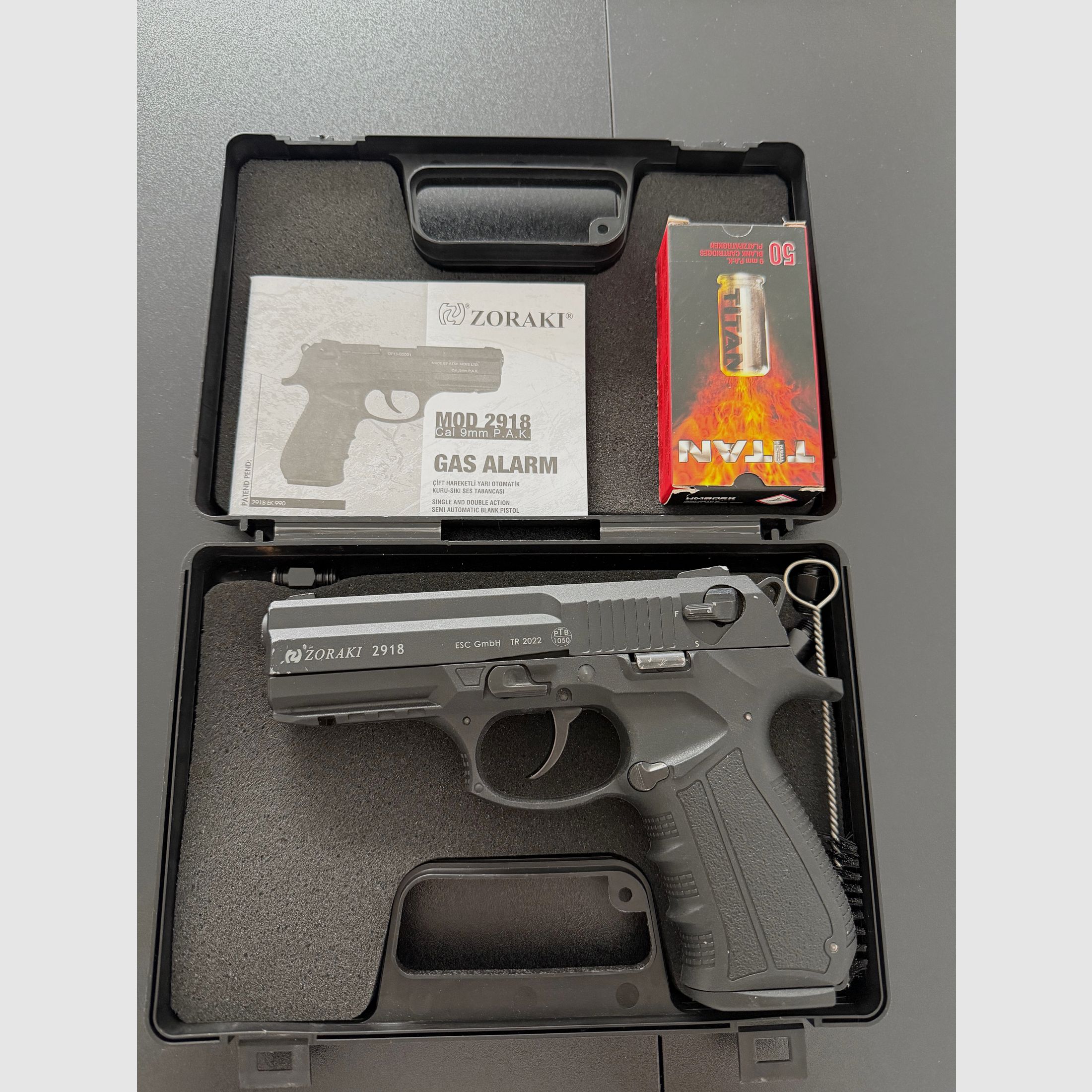 Zoraki 2918 blank firing pistol 9 mm PAK case PTB