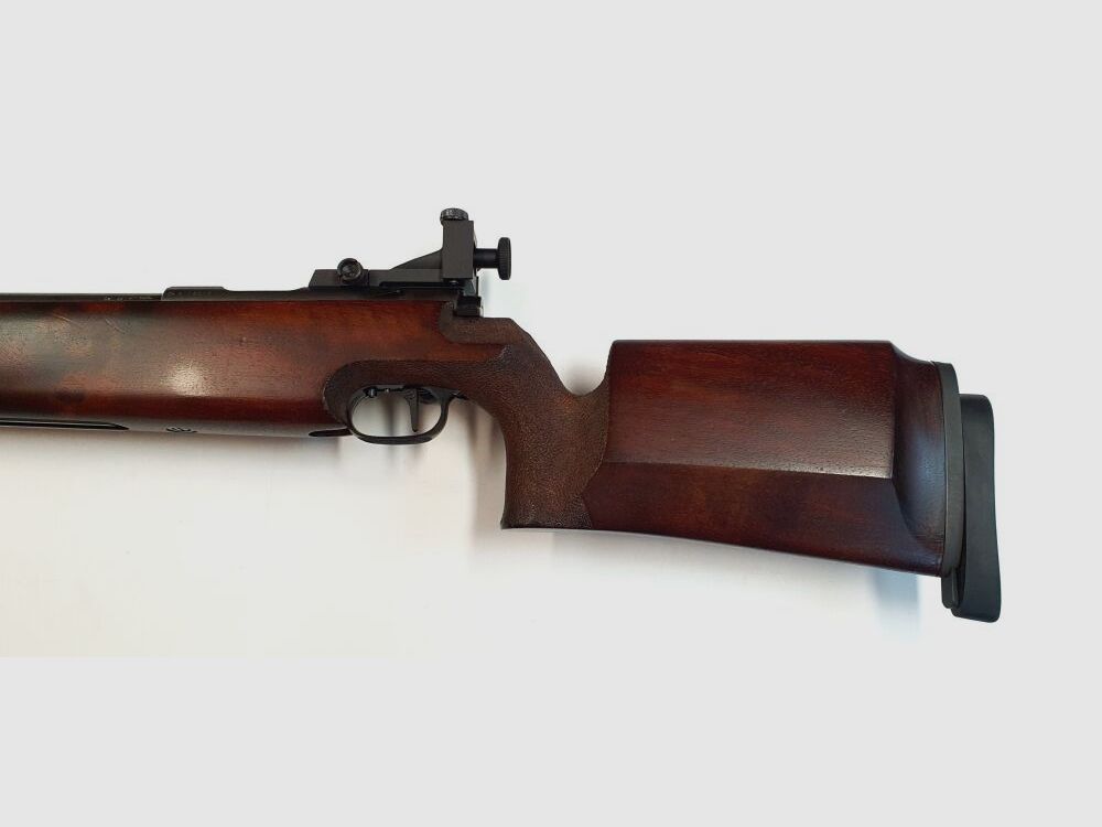 Rifle de un solo tiro Walther, Rifle de competición Walther KK en calibre 22L.r. con dioptría, diafragma iris, mirilla anular, imagen 4 de 10