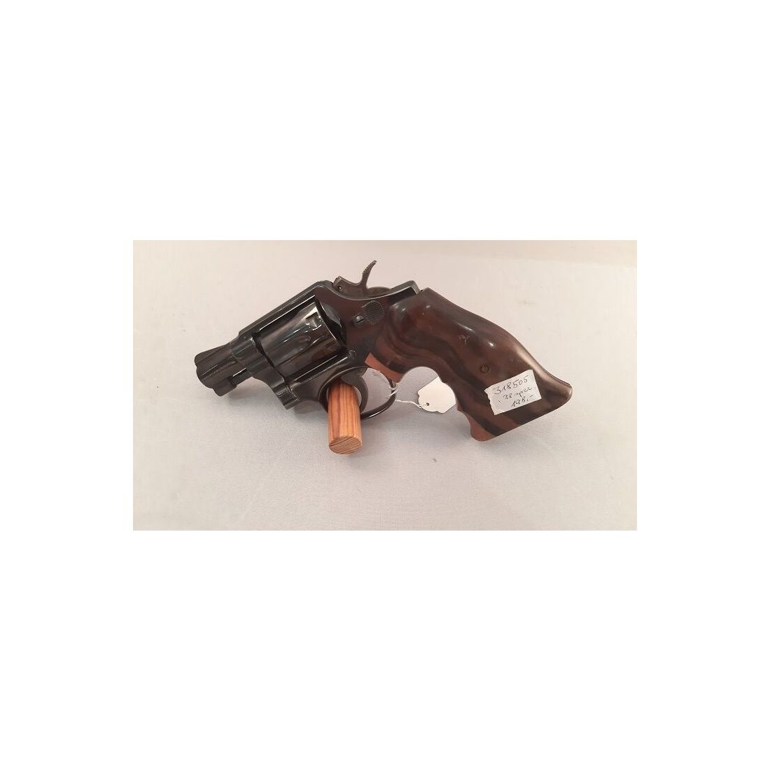 Smith & Wesson	 Gebrauchtwaffe Mod. 10-7
