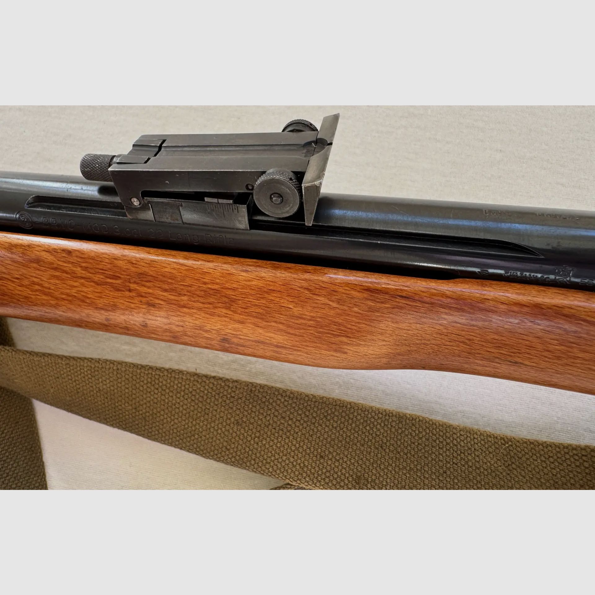 Brno Mod. 3 (Cal. .22 LR) Rara carabina de entrenamiento/competición checoslovaca — Militar / SVAZARM