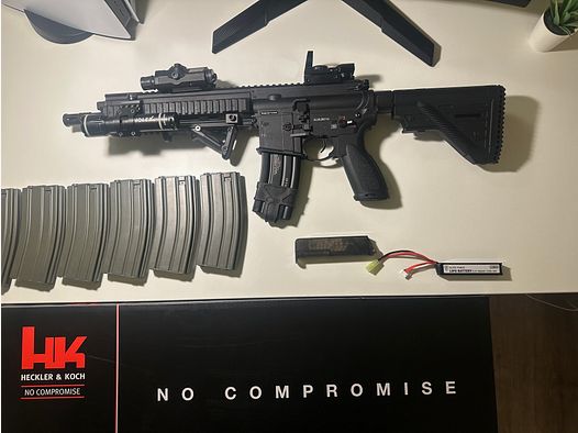 HK 416 Airsoft S-AEG / Very much accessories / 1.3 Joules / 1A condition / With warranty, original packaging and invoice / Ready to play