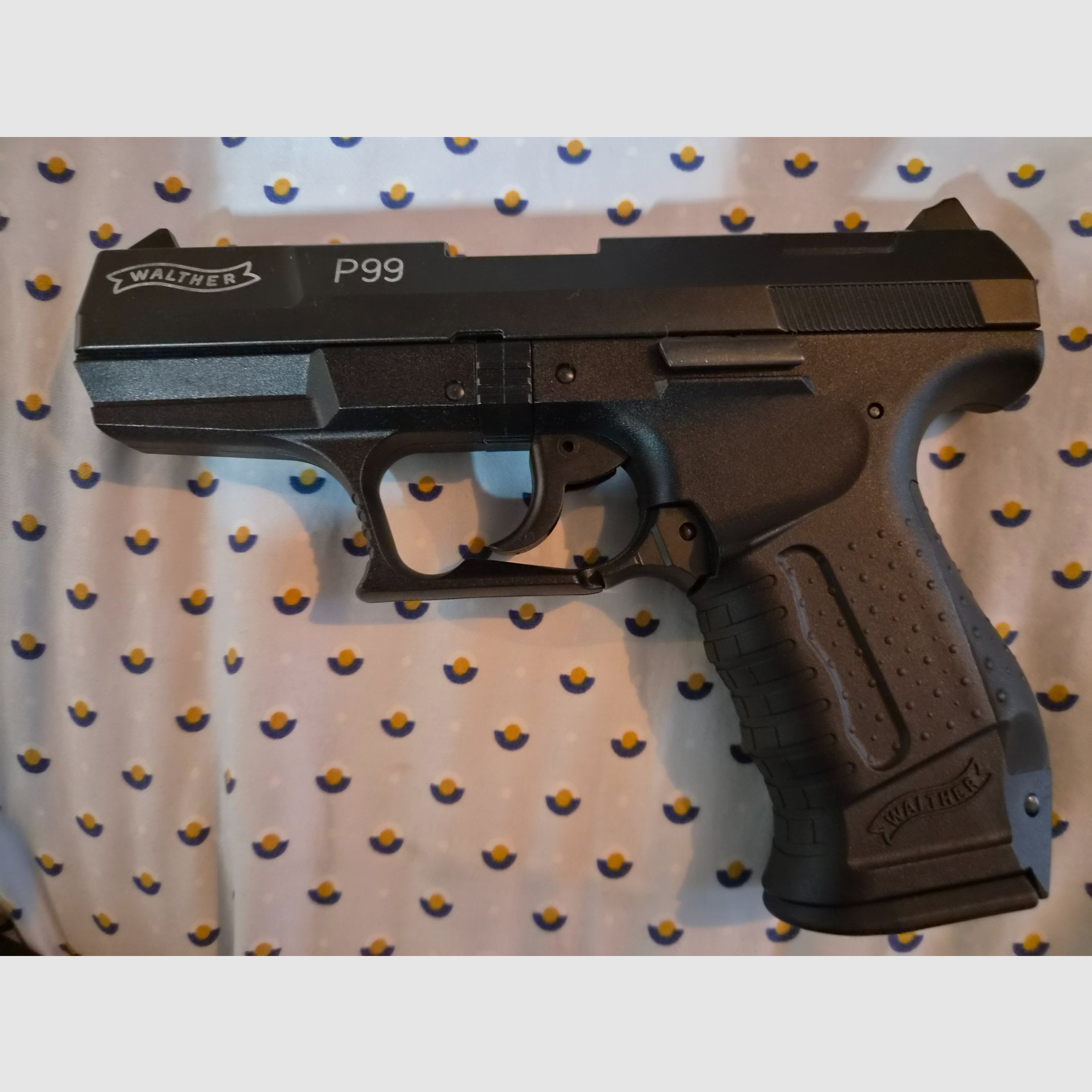 Gaz, pistolet alarmowy, zdjęcie 1 z 2