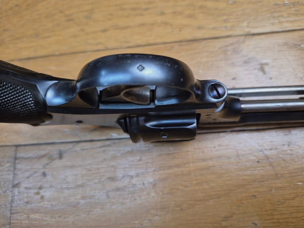 Bellissimo revolver svizzero modello 1882 (e non 1882-29!) – cal. .7.5 svizzero – Rara produzione "privata" dell'Arsenale di Berna – 5.903 esemplari W+F Bern "P" su sole 37.255 armi – Arma di 1° tipo – quasi nuova e categoria D! – TBE++, immagine 12 di 22