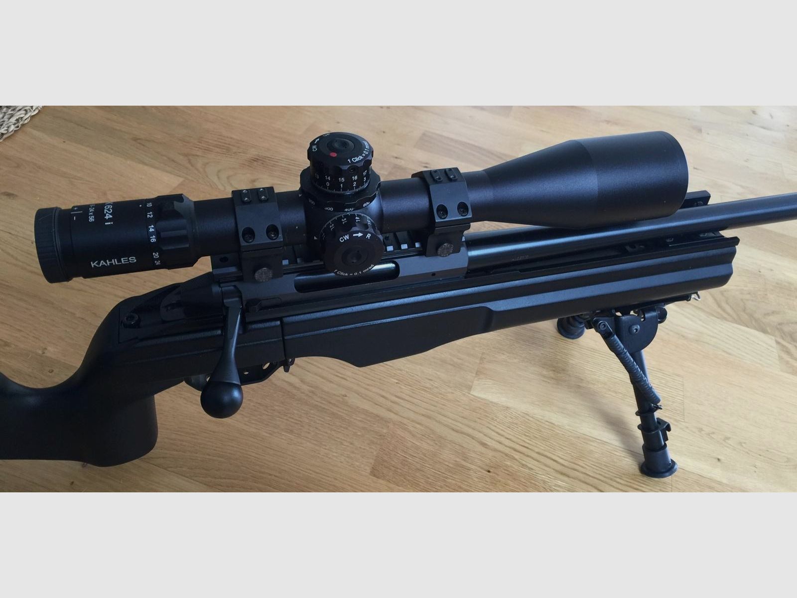 SAKO TRG 22 (.308 Win) + Kahles K 624i CW 6-24x56 Mil4 + ERATAC + SAKO Mündungsbremse + ATLAS BT65-NC + Picatinny Schiene + Tasmanian Tiger Gewehrtasche