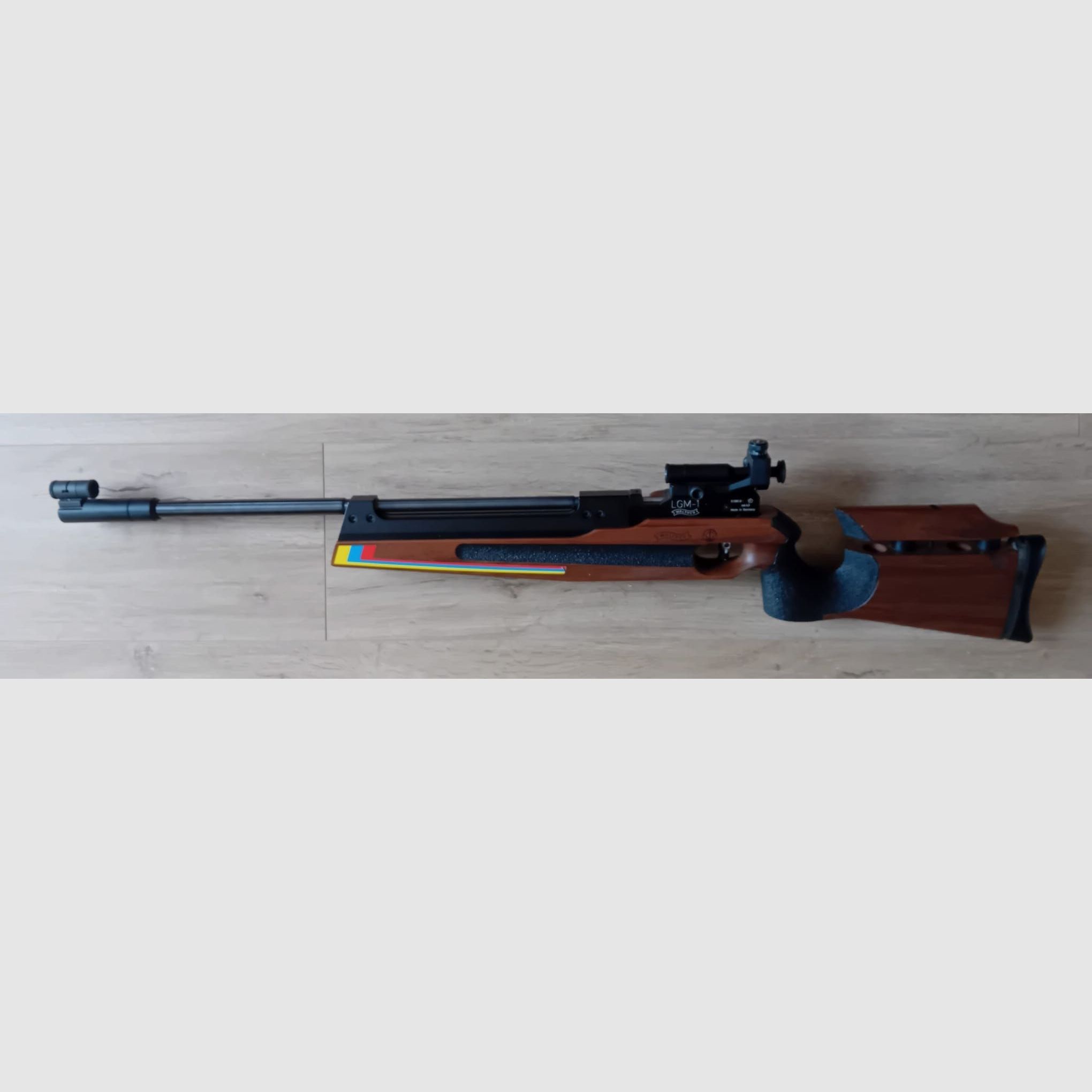 Karabinek pneumatyczny Walther LGM 1   Prawy - Lewy - Kolba 