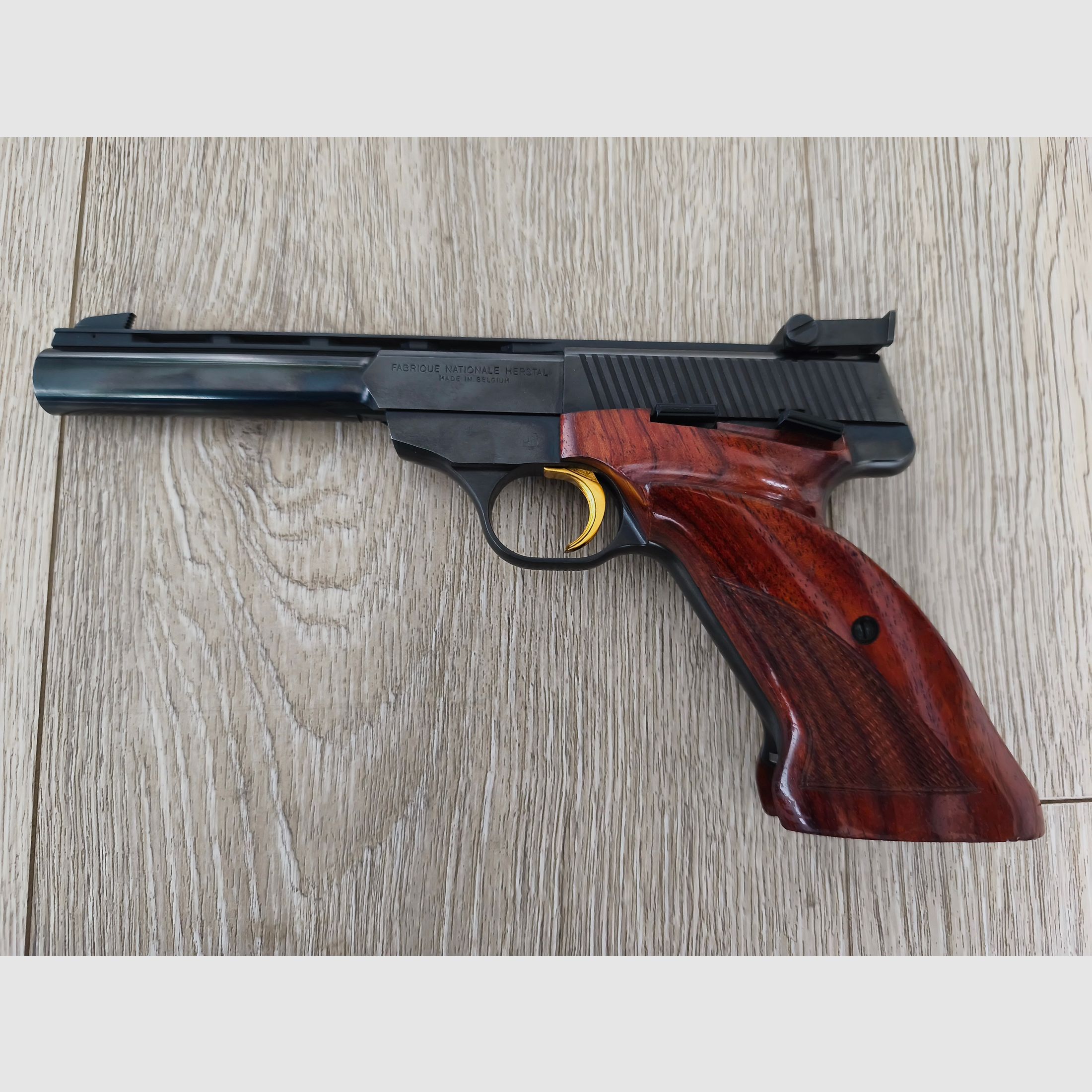 KK Pistole Match 150 Browning