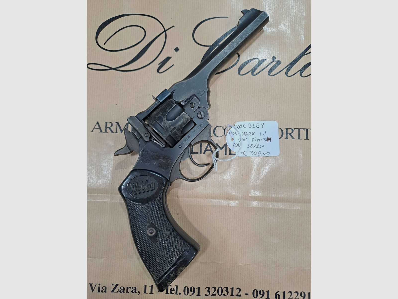 Webley MK IV finition de guerre, image 2 sur 2