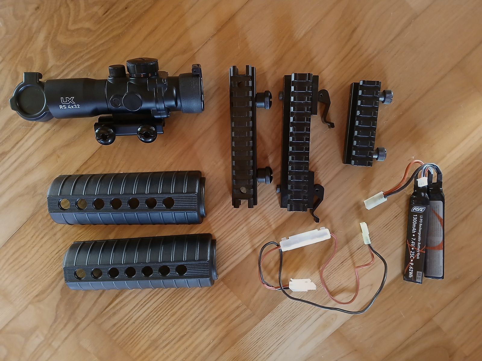 M4 (AEG) + accesorios