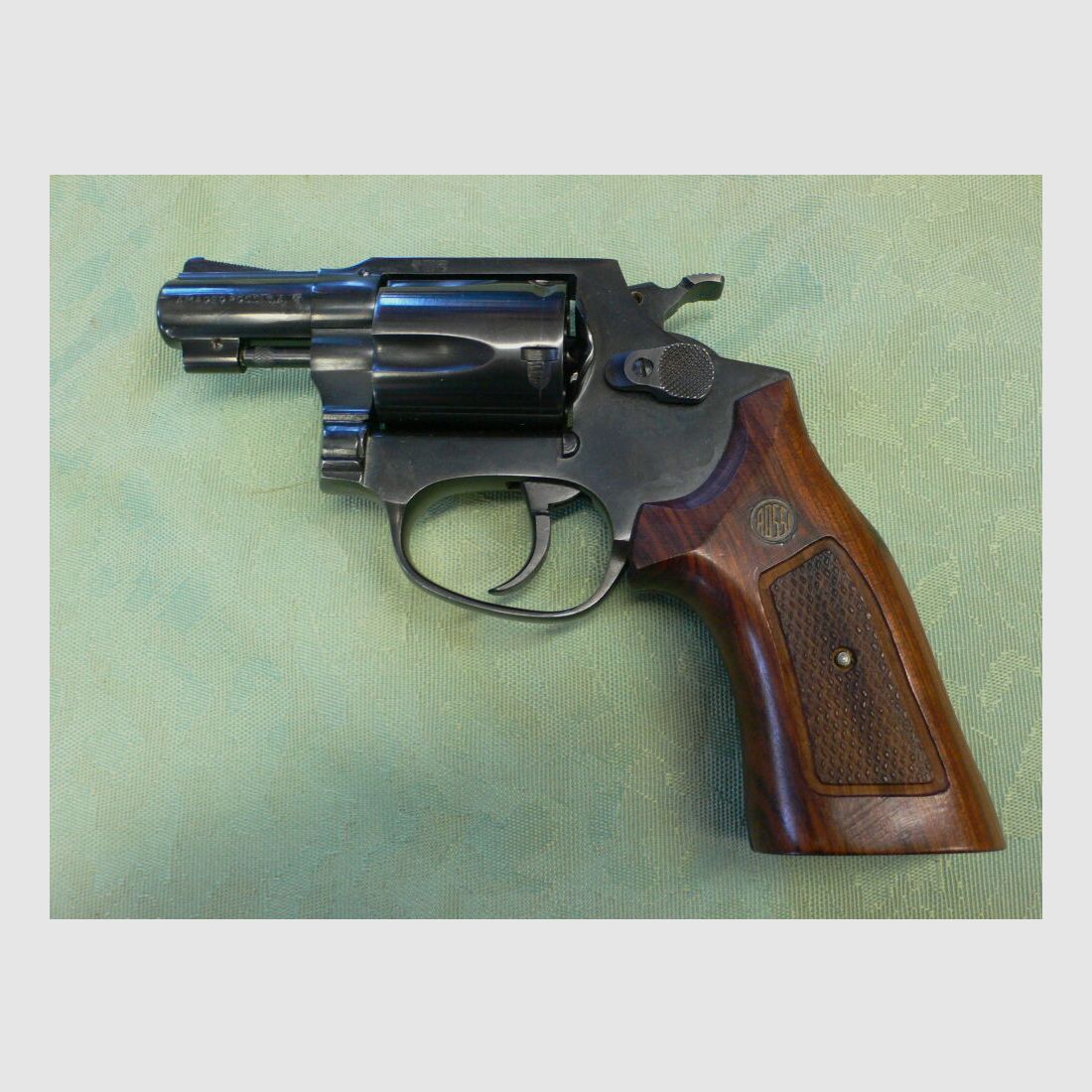 Rossi M27