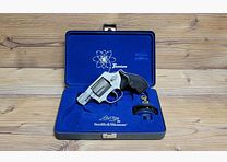 Smith & Wesson AirLite Ti 1.7/8" - S&W Air-Lite Titan
