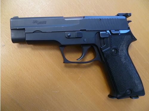 Pistole SIG Sauer P220 9mm Luger