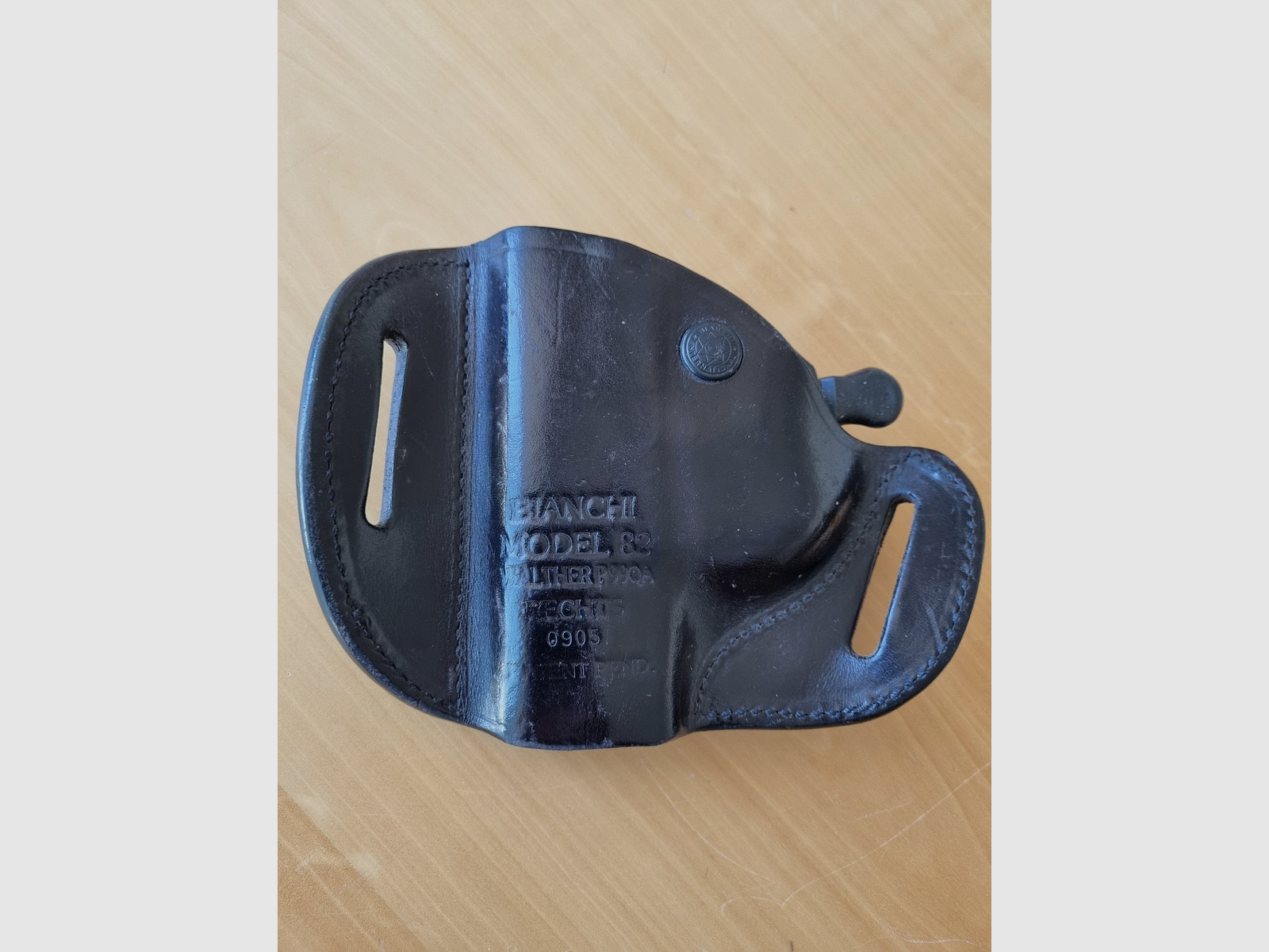 Bianchi  Holster Model 82 für Walther P99  und andere, Sattelleder,  schwarz, gebraucht, voll funktionsfähig,