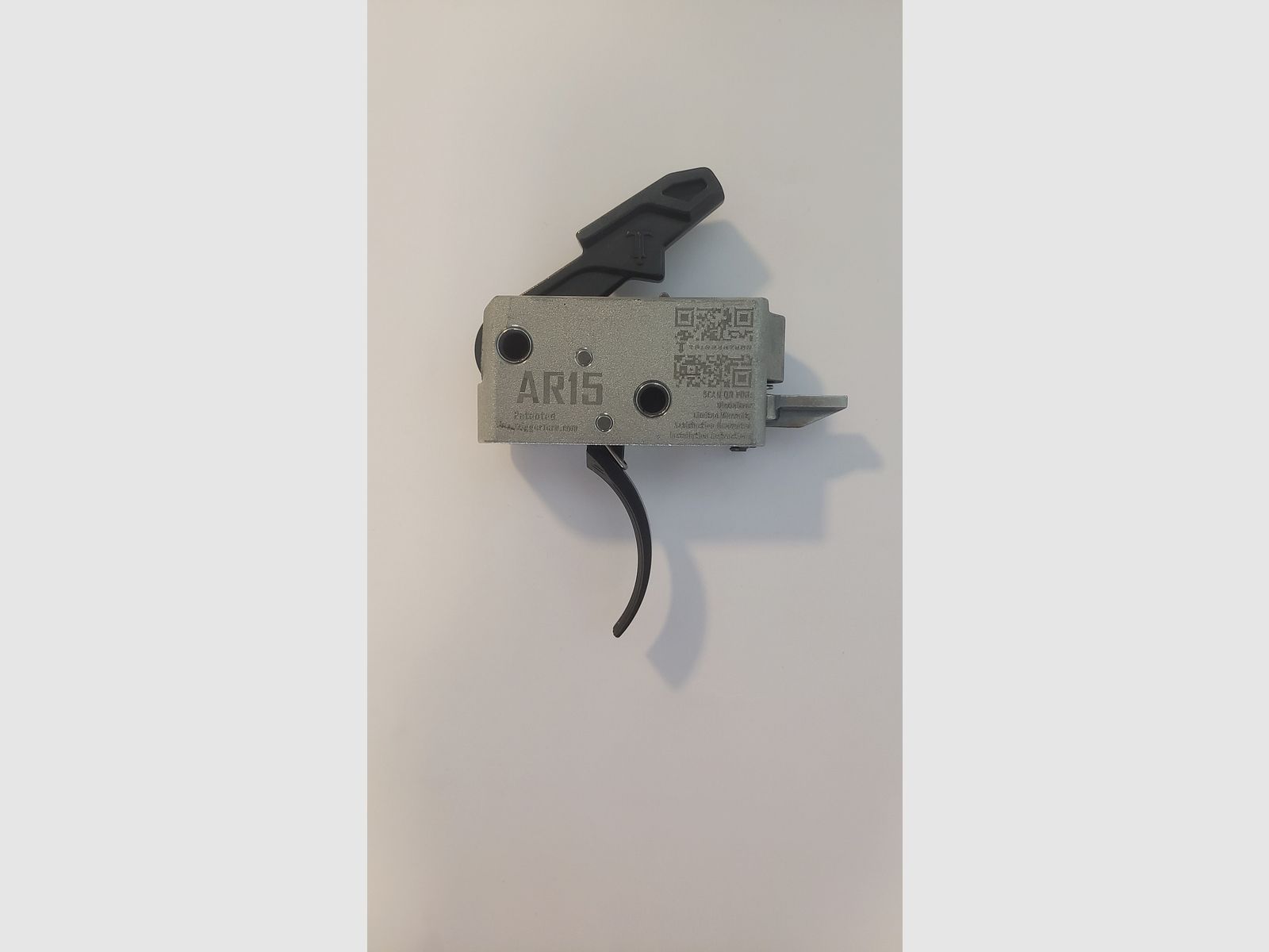 TRIGGERTECH - AR-15 - Grilletto di servizio - Due stadi 5.5lbs (2.500g)