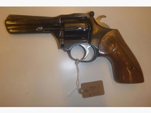 Revolver High Standard Mod. Sentinal MK IV, Kal. .22 mag., 4"