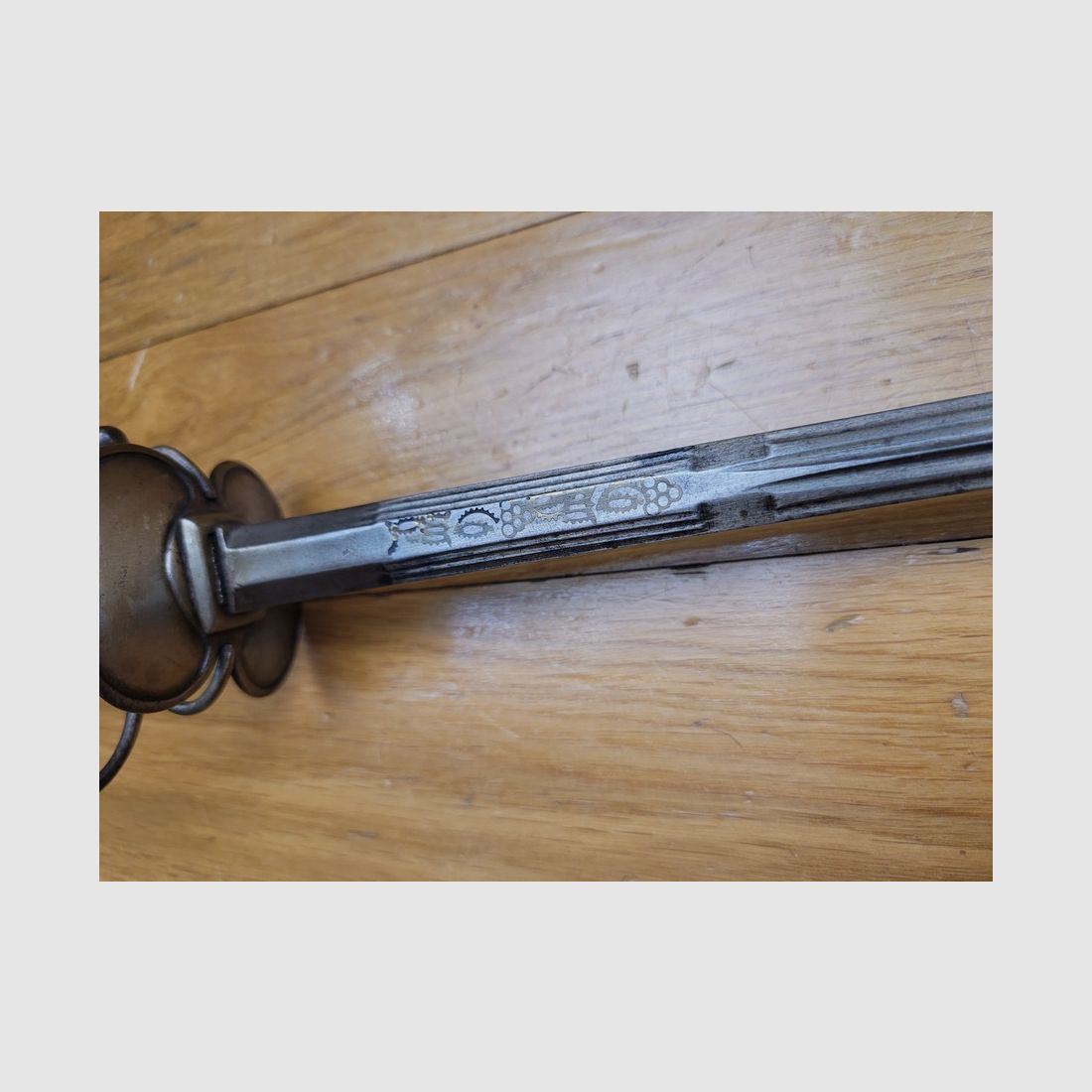 Espléndida espada miniatura para niños XVIII – según el modelo de la espada de sargento – alrededor de 1740 – todo acero, sin oxidación – para una colección de regulaciones del Antiguo Régimen – estado raro, imagen 7 de 22