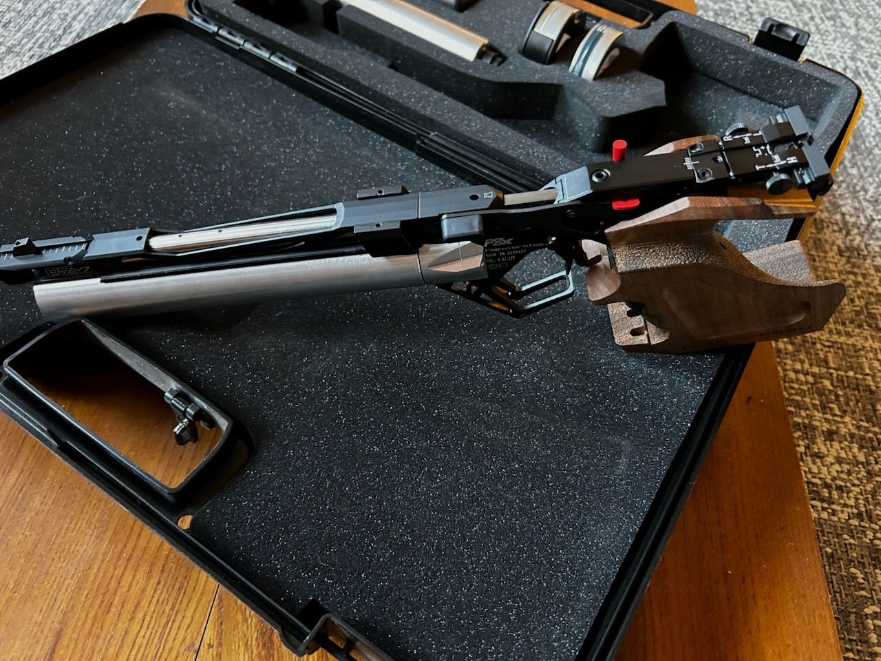 Feinwerkbau P8X Luftpistole