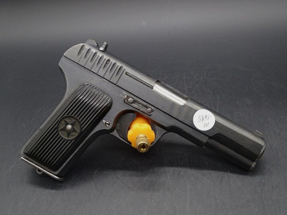 Tokarev TT 33 Bj 1943 Kaliber 7,62 Tok. TT33