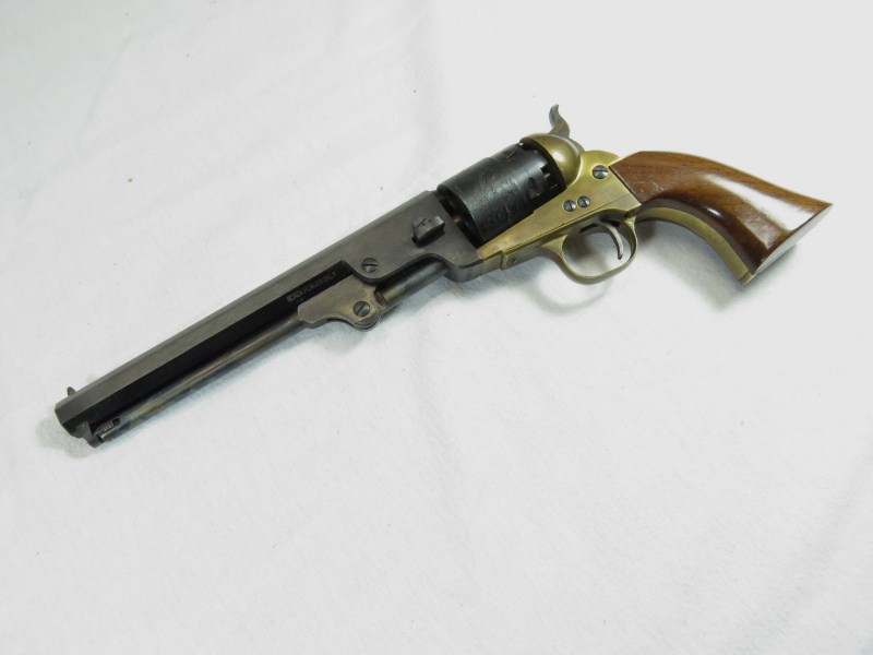 Vorderlader-Revolver Colt Navy 1851 - Kaliber 44 - FIE Italien