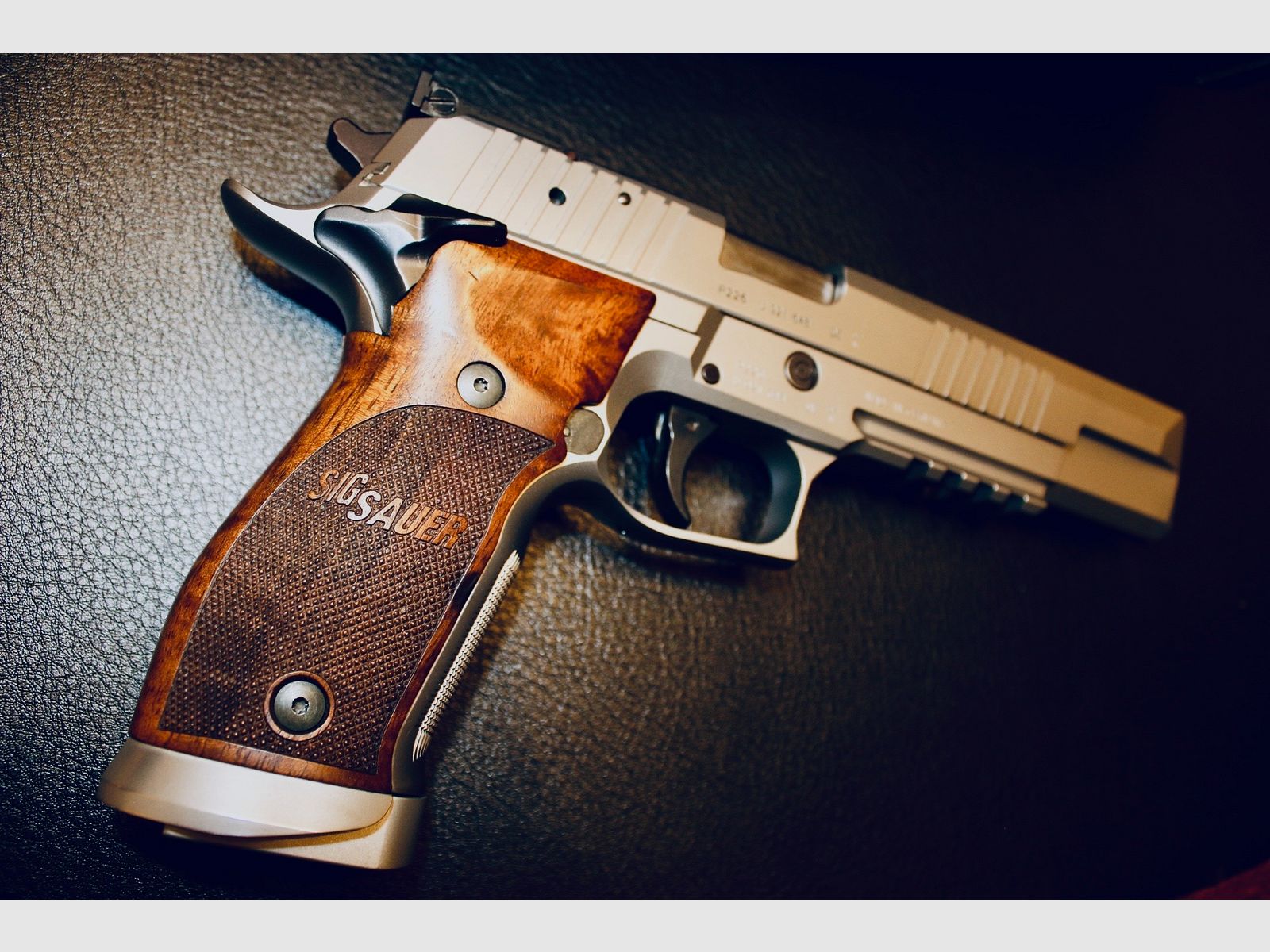 SIG Sauer P226 X-Six Classic