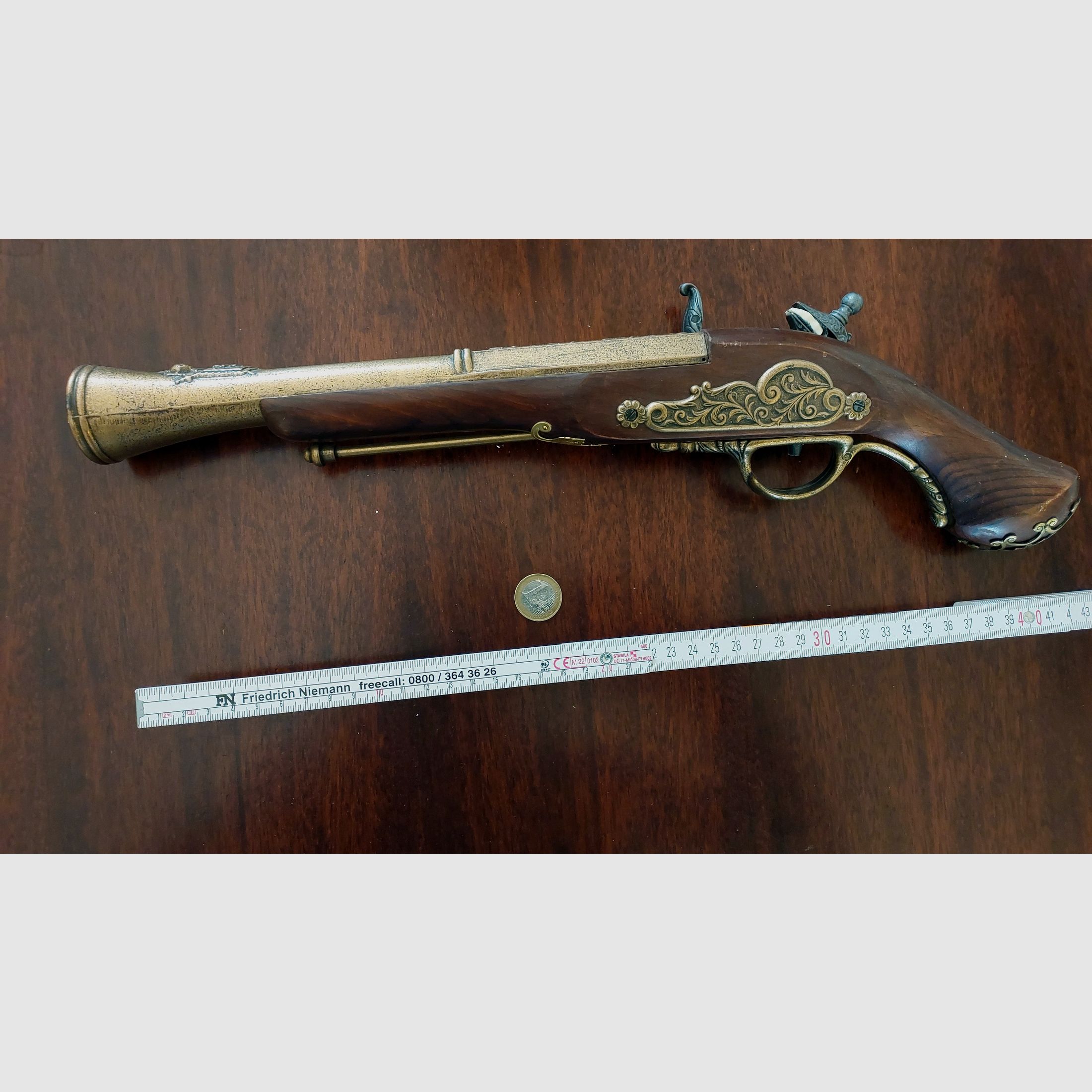 Replica flintlock pistol decoration – defective