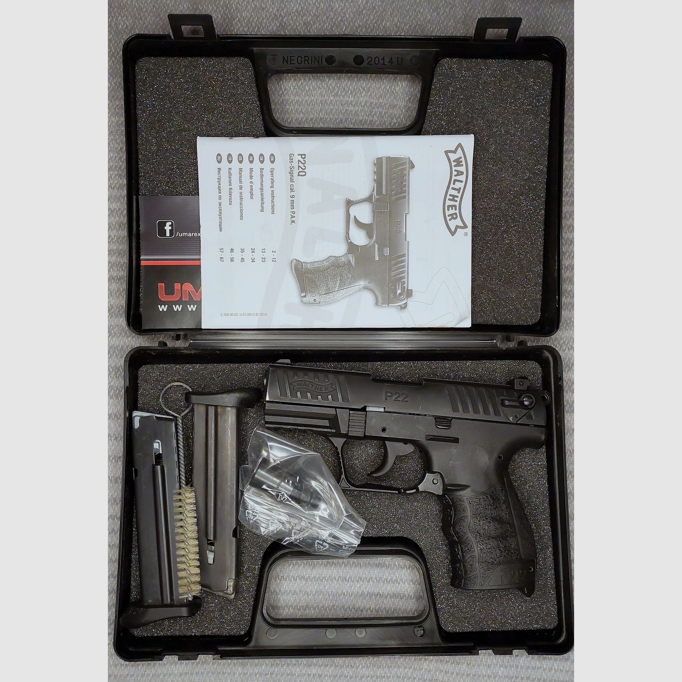 Walther P22Q blank firing pistol 9mm P.A.K. black (PTB 778) [P 22 Q] 2 magazines