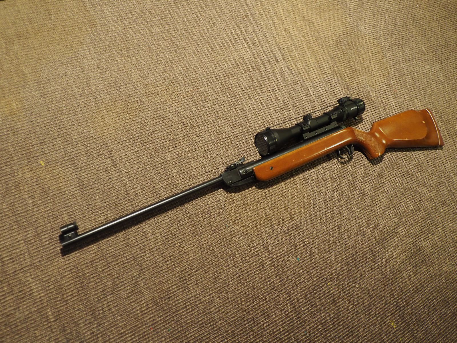 Jagdliches Weitschuss Luftgewehr, DIANA 35 C mit Zielfernrohr mit 2.5-10x50