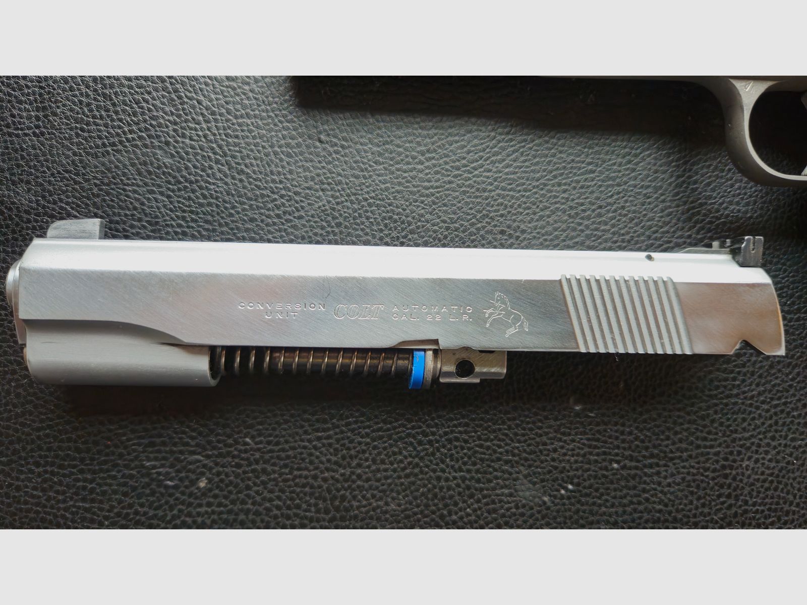 Colt 1911 Gold Cup National Match Kal .45 ACP, Colt Wechselsystem .22lr (Nummerngleich), Les Baer 9mm Wechelsystem