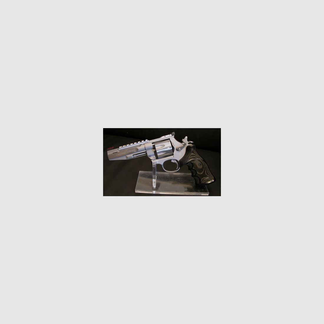 S&W 627-PC CUSTOM Performance Center MASTER-SMITH .357 Mag 8 coups