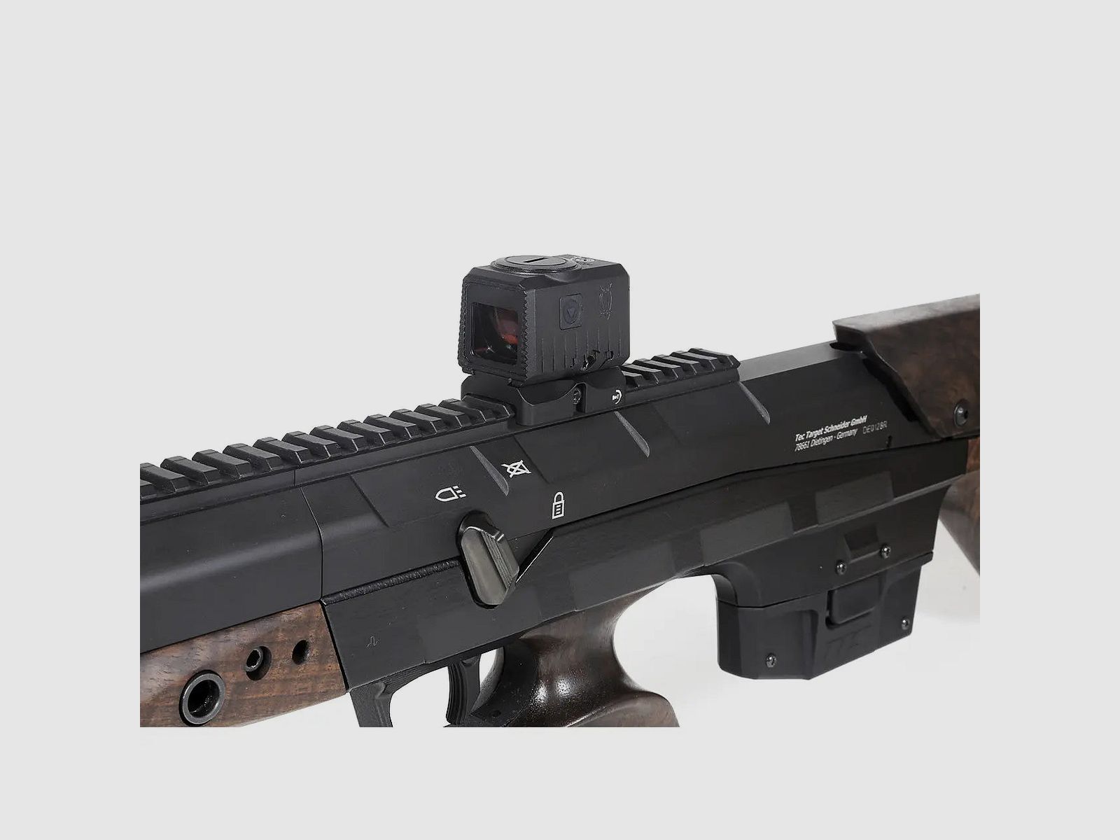 NV 1x25 CS Universal