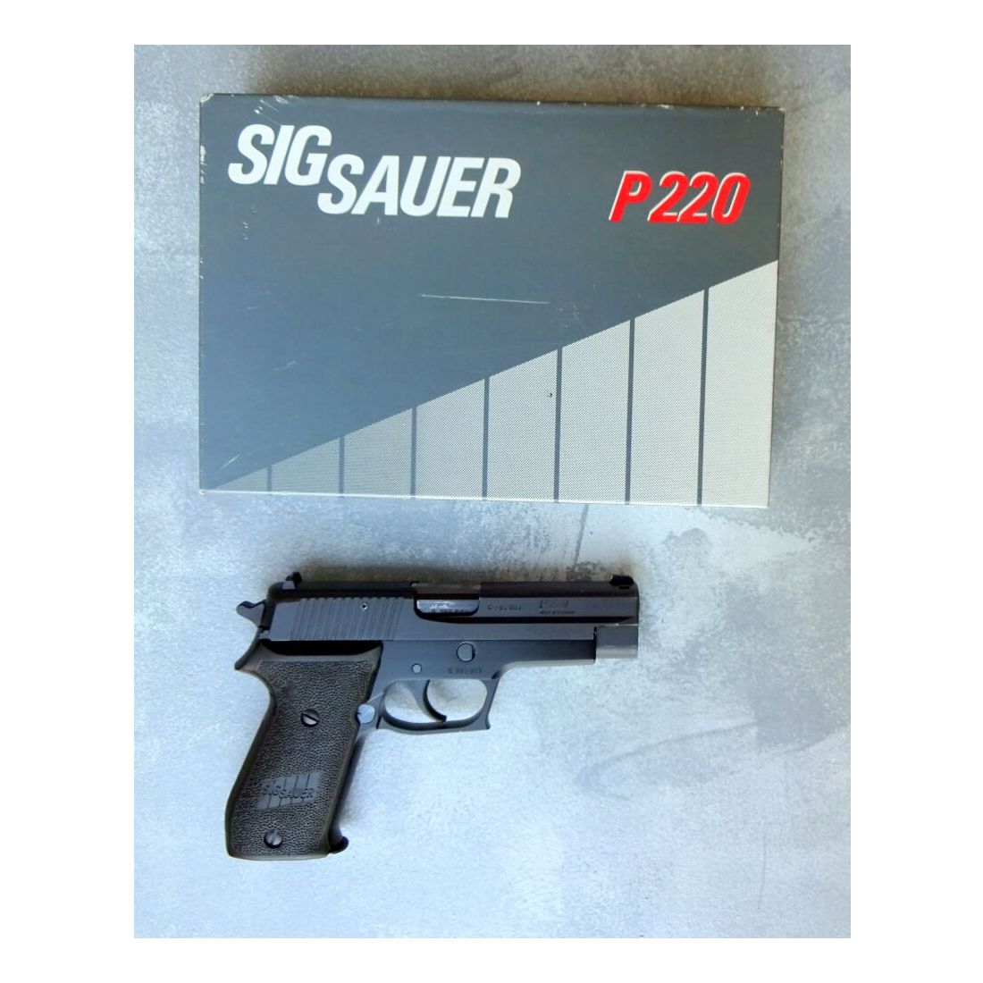 SIG Sauer	 P 220-1