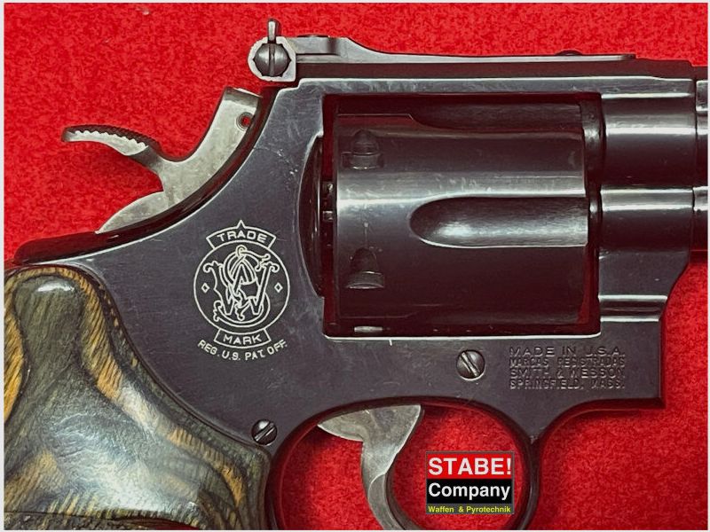 Smith & Wesson	 586-4 Target Champion