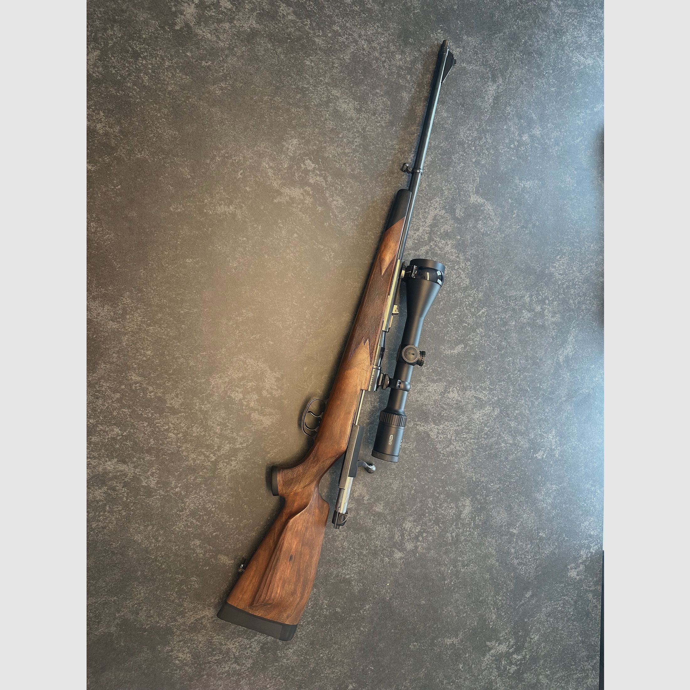 Mauser 66 in 8x68s mit m13x1 Mündungsgewinde und Meopta Meostar r2 2,5-15x56 Zielfernrohr