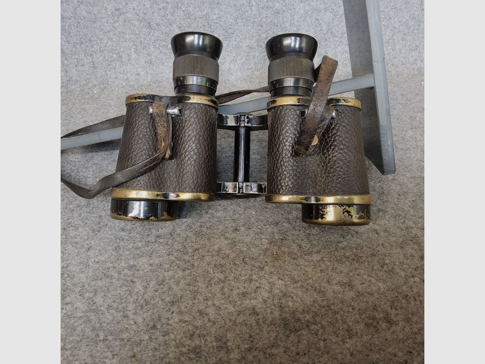 unknown service binoculars