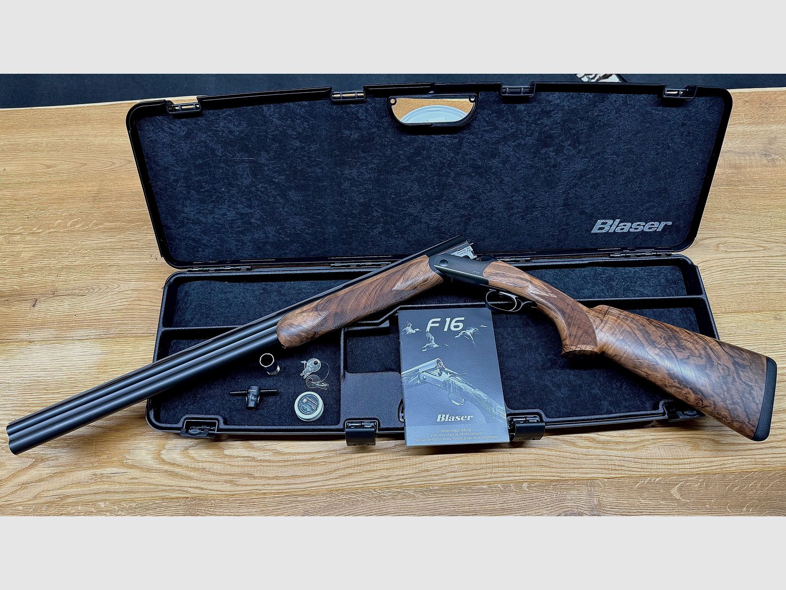 Bockdoppelflinte Blaser F16 Game / HK 7 / mattes Finish / 12/76 / Logo silber / Basküle stahlgrau / LL 71 cm